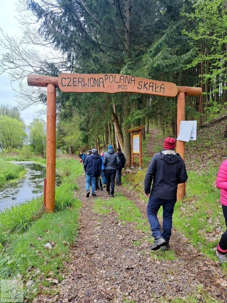 Ścieżka dydfaktyczna pod Czerwoną Skałą